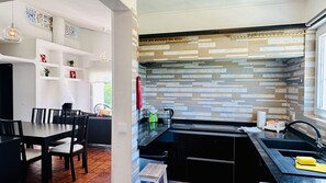 Fridge, microwave, oven, dishwasher - Strip II by Check-in Portugal (Albufeira)