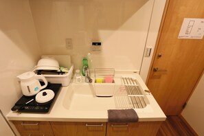 Microwave, stovetop
