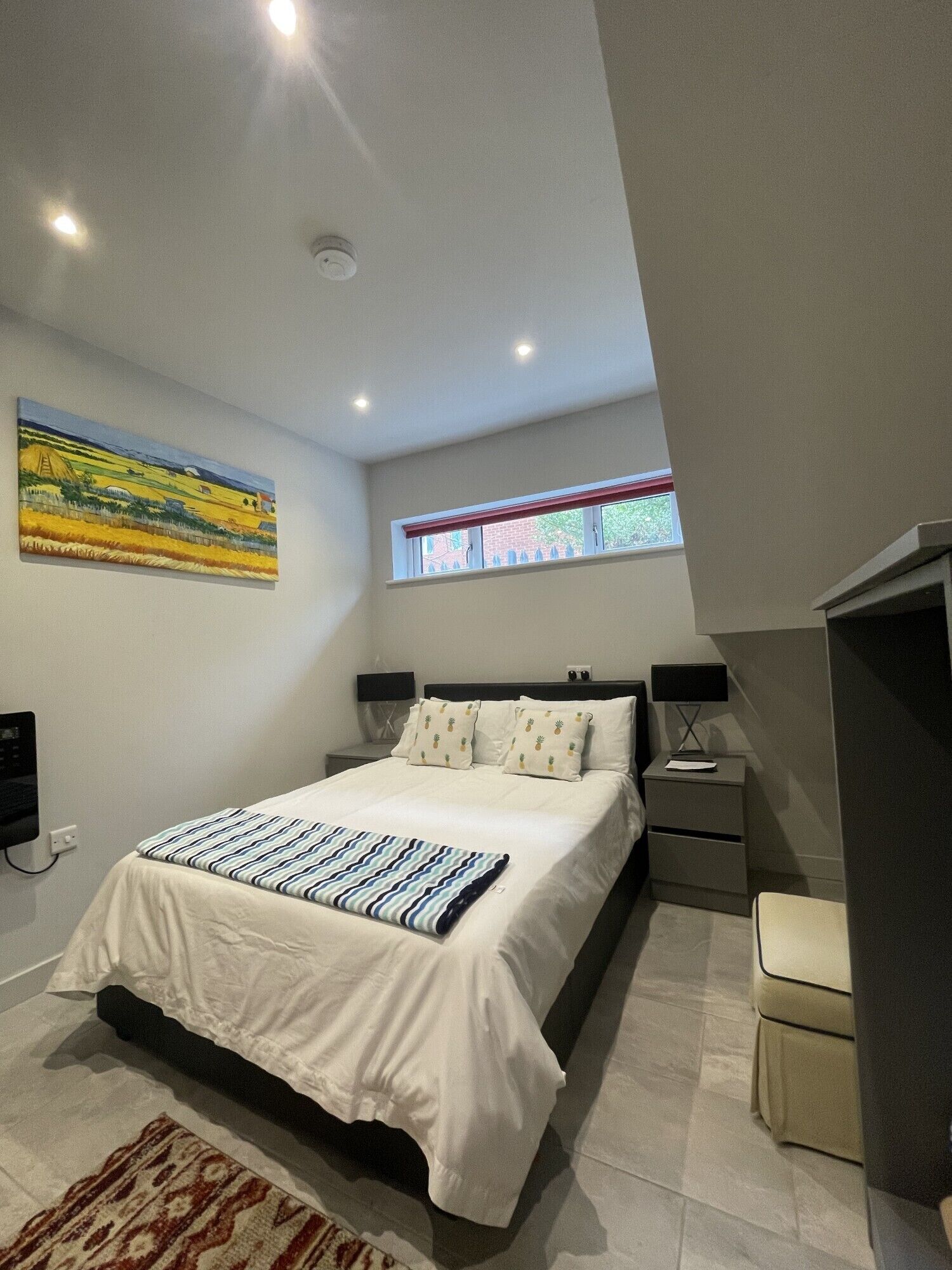 4 chambres, fer et planche à repasser, Wi-Fi, draps fournis