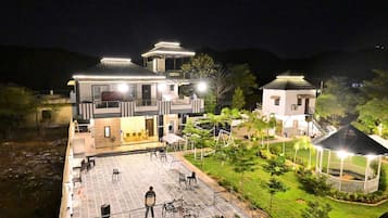 Bagian depan properti