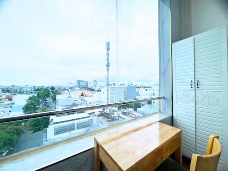 Deluxe Double Room, City View | Desk, free WiFi, bed sheets