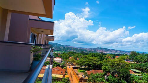 Abrish Hotel and Apartment