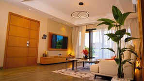 Télévision LCD de 90 pouces avec chaînes numériques