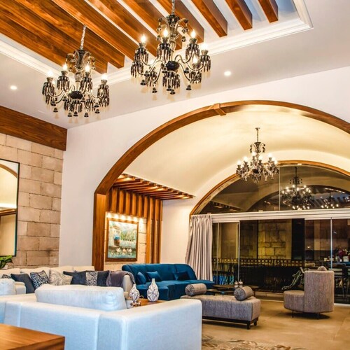 A luxurious stay in the heart of Byblos with 24/7 electricity