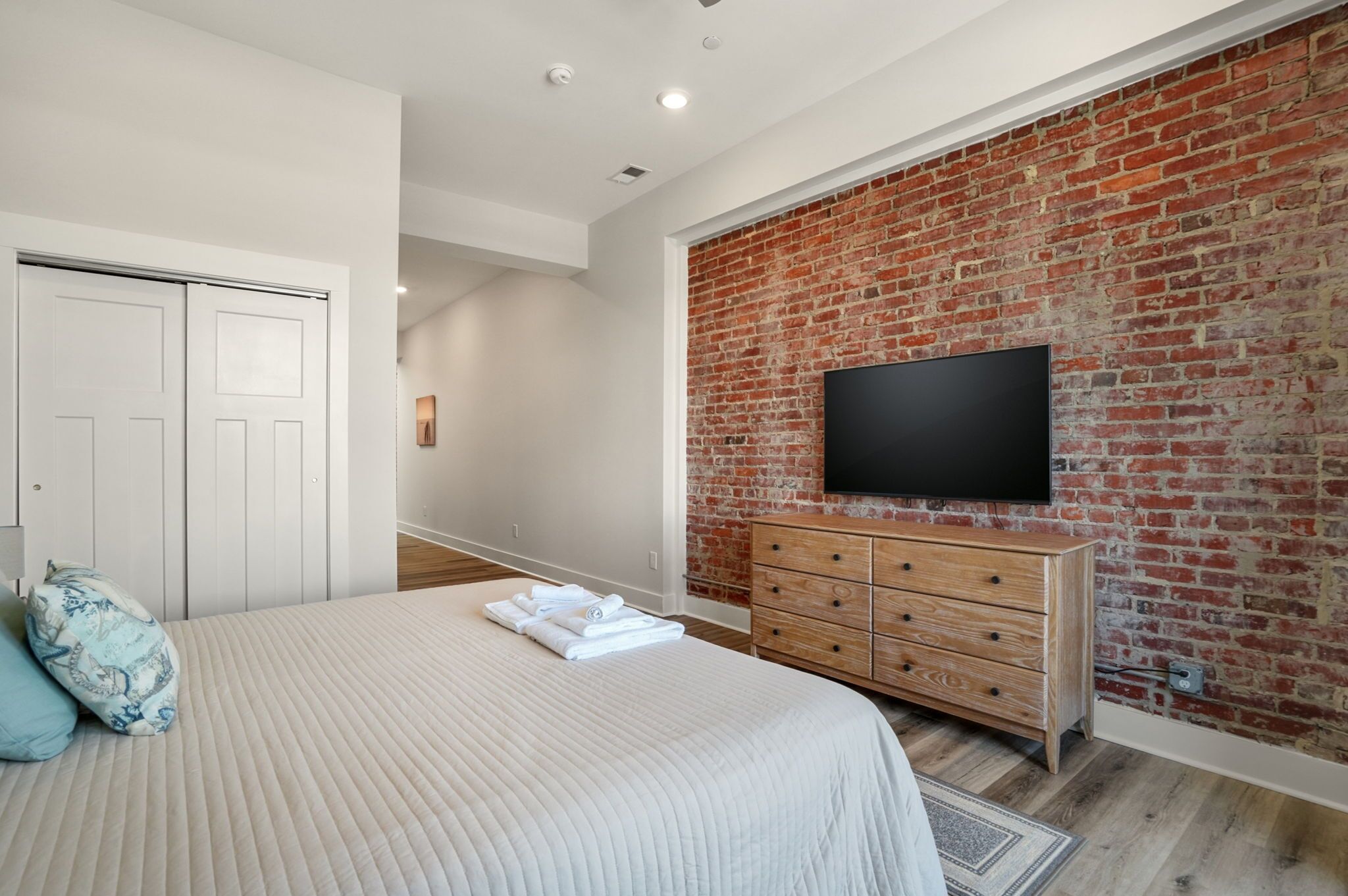1 bedroom, free WiFi, bed sheets