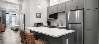 Princess Anne | Rooftop Terrace, Balcony + Fireplace, Walk Downtown Cape Charles to Beach