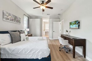 3 bedrooms, free WiFi, bed sheets - Casa de Palmera | Team Joseph Ellen (Palm Coast)