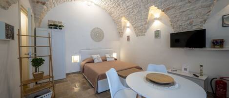 1 camera, una cassaforte in camera, ferro/asse da stiro, Wi-Fi gratuito