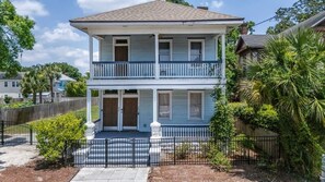 Exterior - The Bold City Retreat #325 | Team Joseph Ellen (Jacksonville)