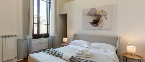 2 bedrooms, iron/ironing board