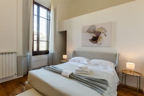 2 bedrooms, iron/ironing board