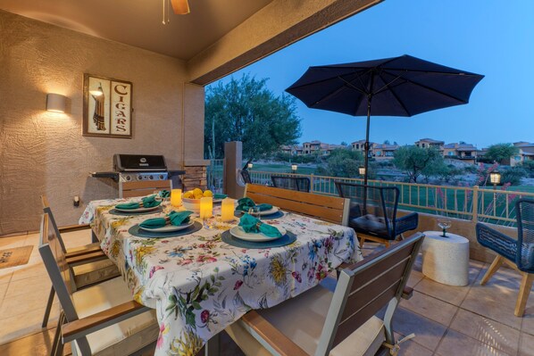 Outdoor dining
