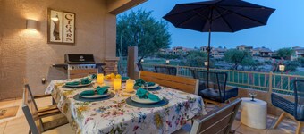 Golden Golf & Mt VIEWS, Golfers/Hikers Paradise, Comm Htd Salt POOL & Spa