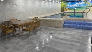 2 indoor pools - OQSHOM PLAZA HOTEL (Qarshi)