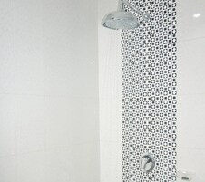 Deluxe Twin Room, City View | Bathroom | Hair dryer, towels, soap, shampoo