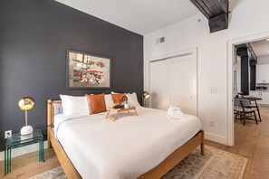 2 bedrooms, iron/ironing board, travel crib, free WiFi