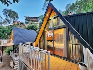 Front of property - Musical Paradise Kasauli (Kasauli)