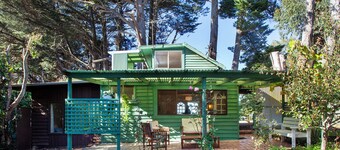 Treetops Silvan Sanctuary Cottage: 2 BR, 1.5 BA in Silvan, Sleeps 3
