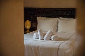 Chambre Standard double, vue sur le jardin | Minibar, coffre-fort, fer et planche à repasser, accès au Wi-Fi (inclus)
