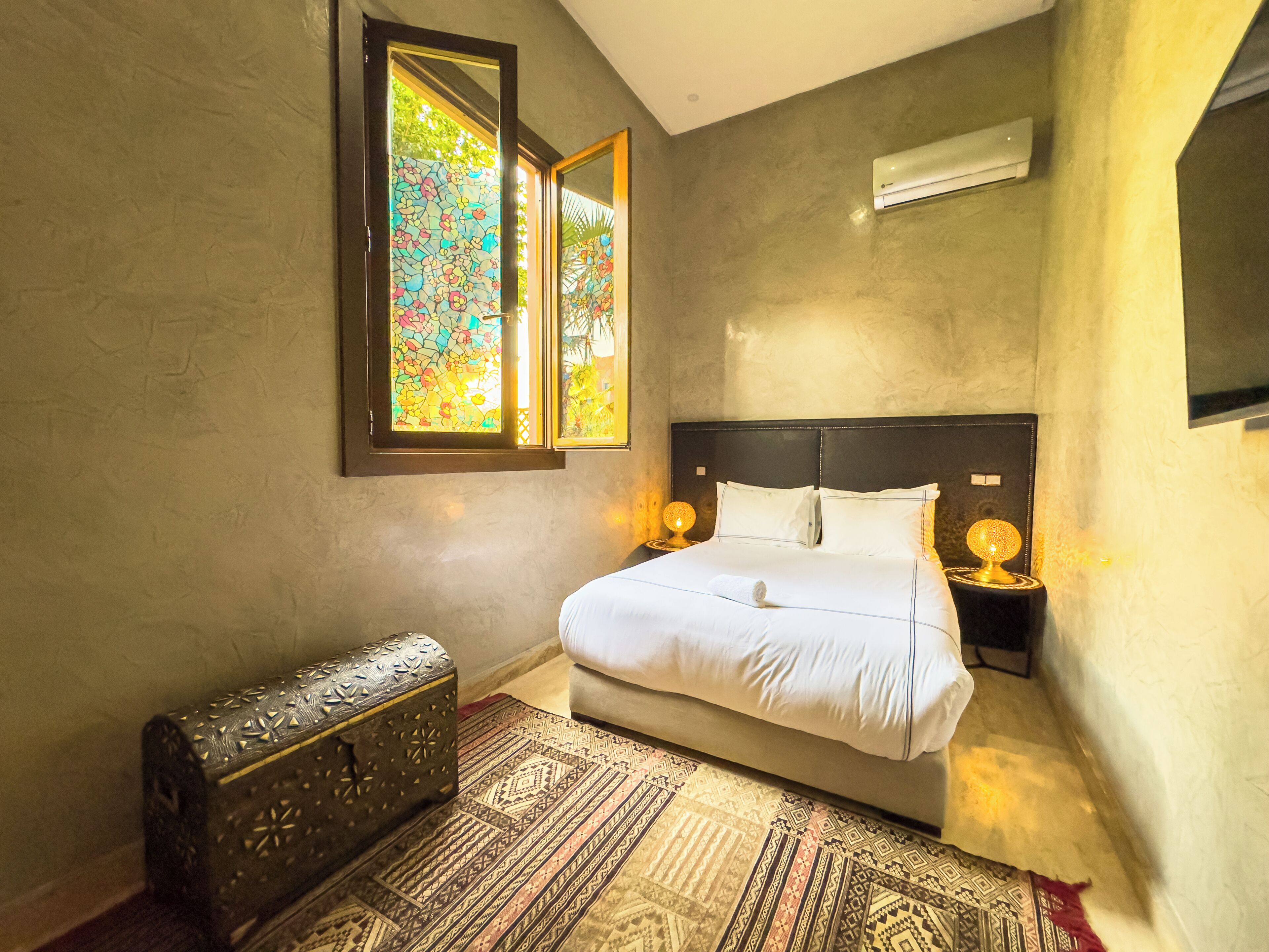 Chambre Simple, vue jardin | Minibar, coffres-forts dans les chambres, fer et planche à repasser