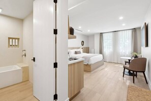 مكواة/لوح كي وواي فاي وملاءات أسرّة