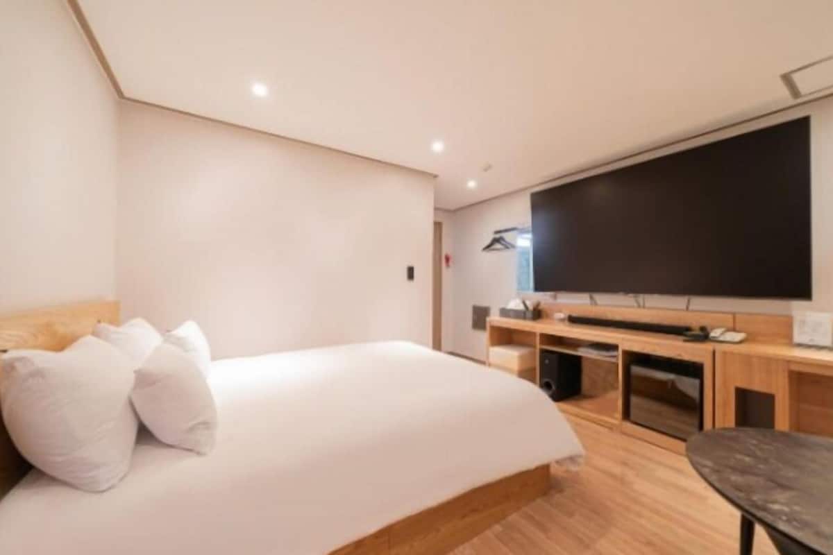Suite | 1 camera, una scrivania, postazione laptop, Wi-Fi gratuito