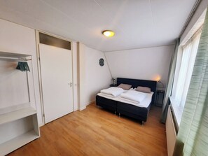 3 bedrooms, WiFi