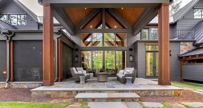 Serenity Pines Retreat - Lake Life at its Finest!