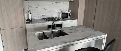 Apartemen, 2 kamar tidur, akses difabel, patio | Interior