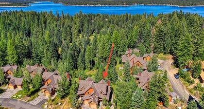 Timberline Lodge @ Tamarack Resort | Modern Ski In/Out | Pet OK | Hot Tub