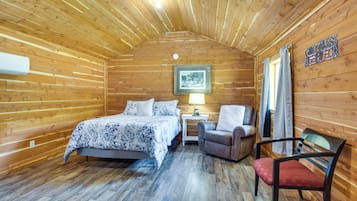 House (1 Bedroom) | Interior