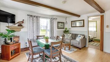 House (2 Bedrooms) | Front of property