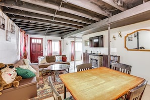 Interior - Walk to Gray Lake: Cottage w/ Grill & Fire Pit (Lake)