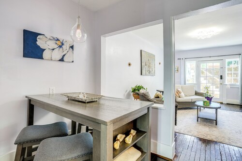 1 Mi to Downtown Lynchburg: Cozy Apt w/ Pool