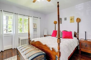 House (2 Bedrooms) | Interior - 1 Mi to Downtown Lynchburg: Cozy Apt w/ Pool (Lynchburg)