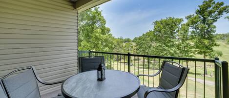 Apartment (2 Bedrooms) | Front of property