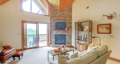 Mountain Condo 2 Mi to Dtwn Banner Elk w/ Views!