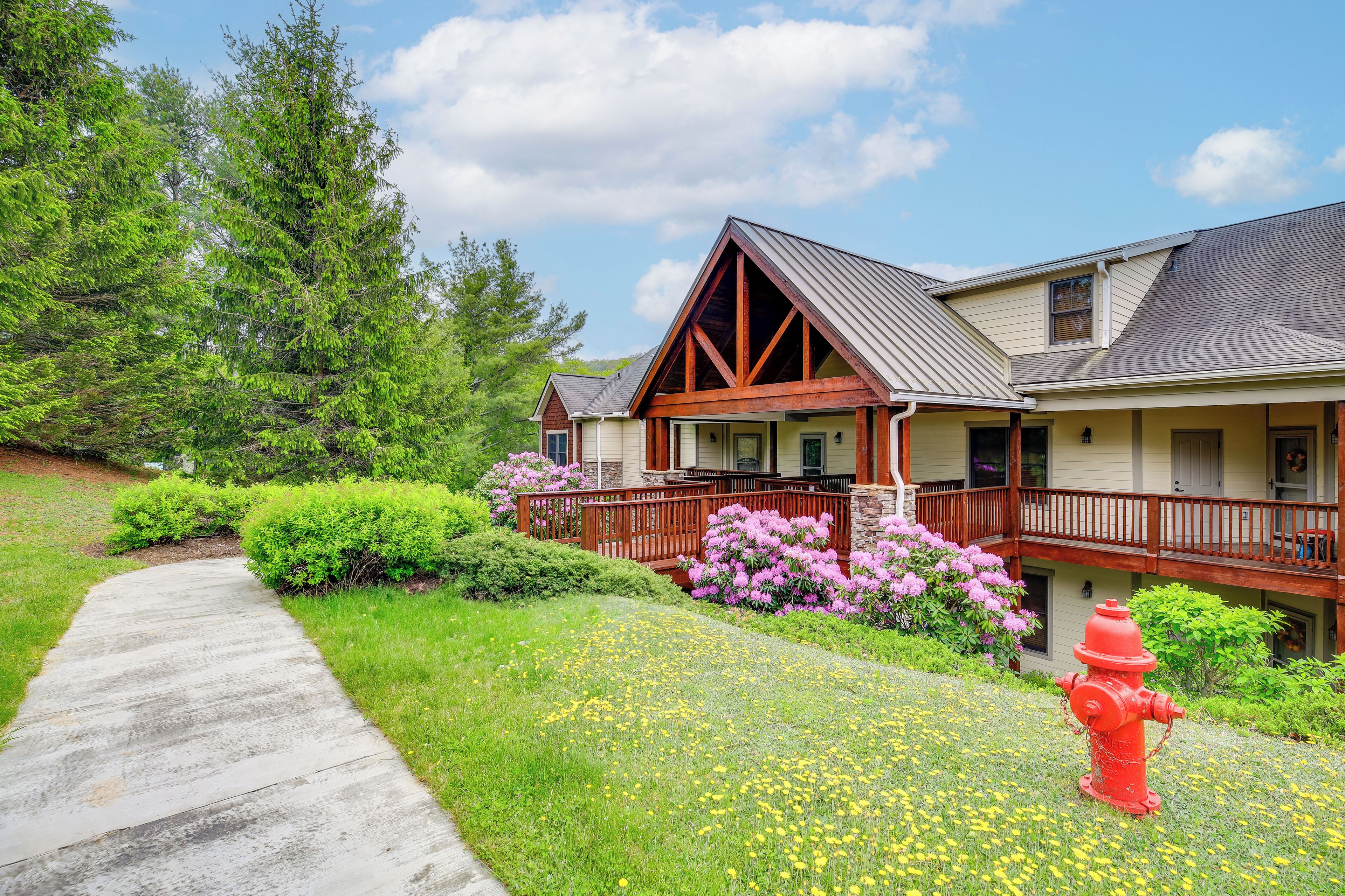 المنشأة من الداخل