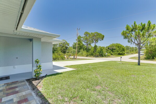 Interior - 8 Mi to Manatee Park: Cozy Getaway in Lehigh Acres (Lehigh Acres)