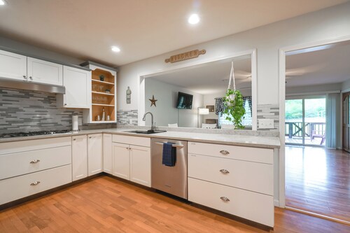 Horse-friendly Crossville Home! Golf, Hike & More!