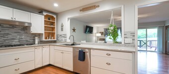 Horse-friendly Crossville Home! Golf, Hike & More!