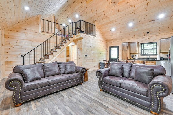 House (2 Bedrooms) | Interior