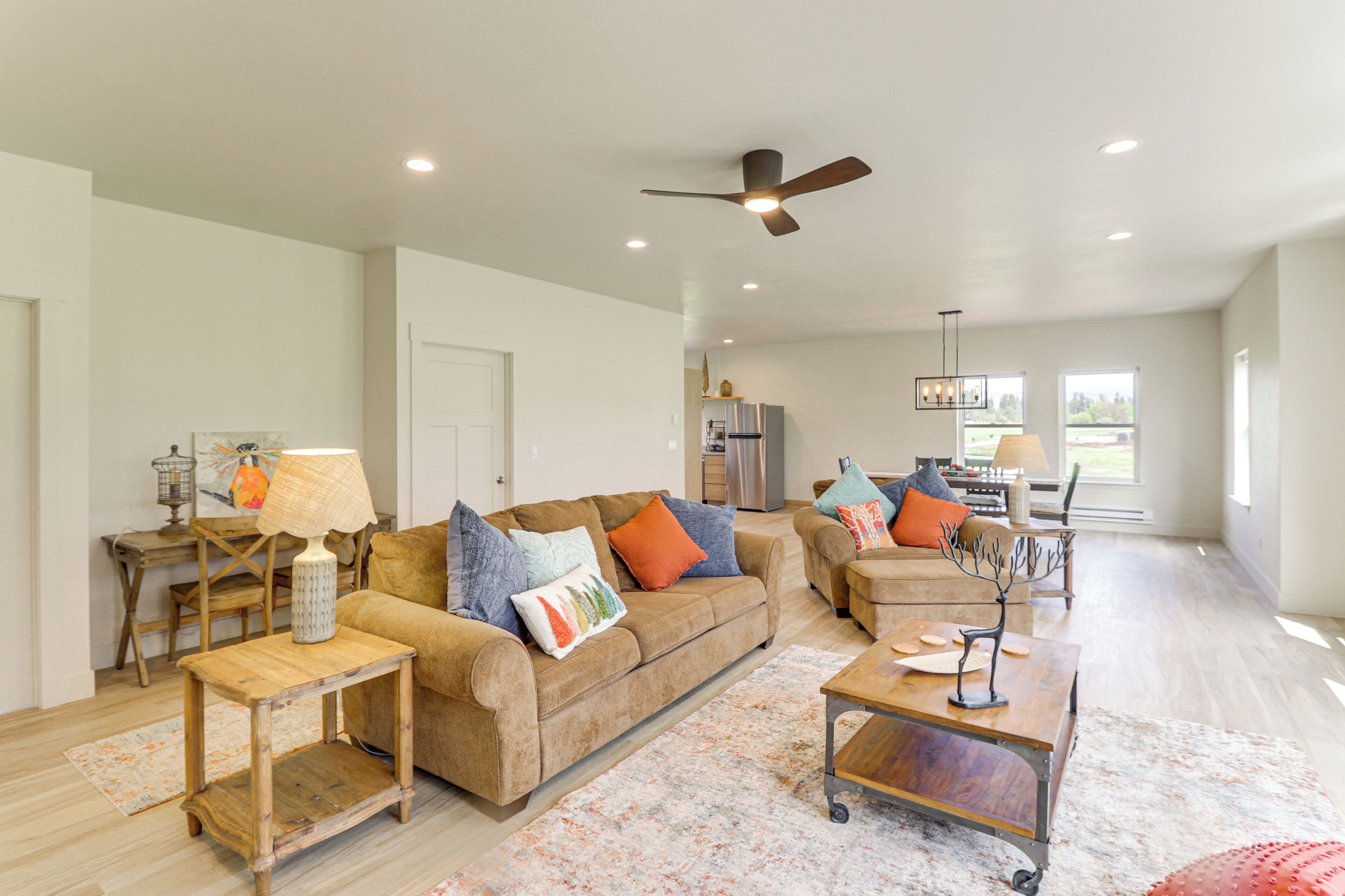 บ้านพัก (2 Bedrooms) | ด้านหน้าที่พัก