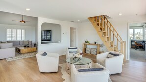 Interior - 1 Mi to Beach: Spacious Retreat in Dana Point! (Dana Point)