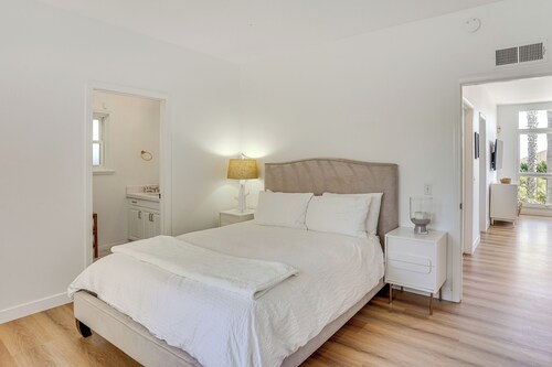 1 Mi to Beach: Spacious Retreat in Dana Point!