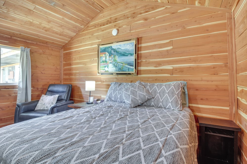 Cabin 2 Mi to White River: Great for Anglers! - White River