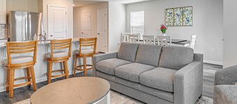 3 Mi to Shore: Family Townhome in Surfside Beach