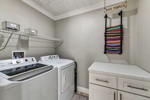 House (3 Bedrooms) | Interior - Happy Hideaway, Private Pool & Patio, North Port! (North Port)