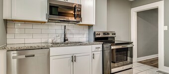 2 Mi to Mass Ave: Convenient Townhome w/ Yard!