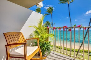 Interior - Resort Condo on Oahu: Ocean & Pool Views! (Hauula)